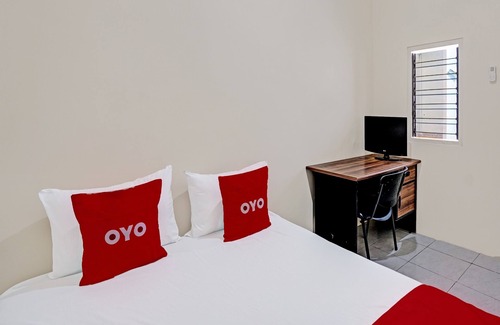 Prigen Hotel | OYO 3285 Wonoayu Residence Syariah