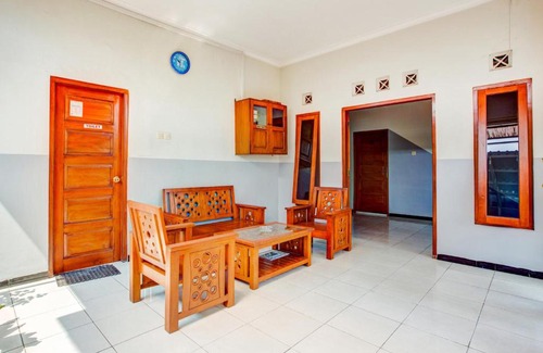 Banjarsari Hotel | OYO 3338 Wisma Anugerah Syariah