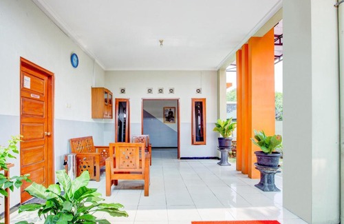 Banjarsari Hotel | OYO 3338 Wisma Anugerah Syariah