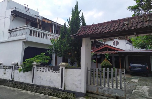Sleman Hotel | OYO 3411 Omah Lotta