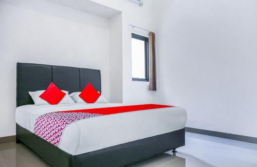 Pangkalpinang Hotel | OYO 3438 Pasir Padi Inn Syariah