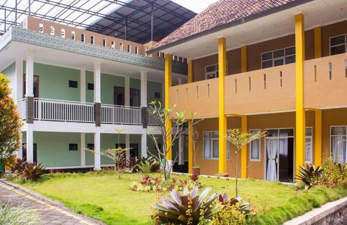 Cimacan Hotel | OYO 3699 Edotel Smkn 1 Cipanas Syariah