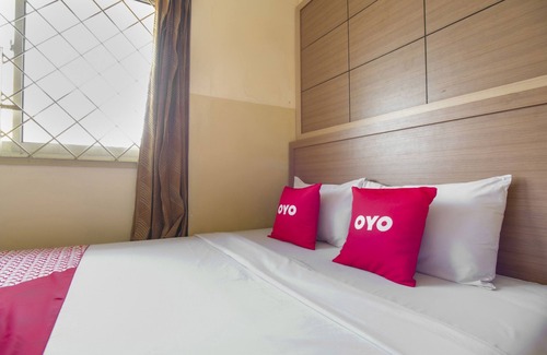 Old Jakarta Hotel | OYO 3755 Sweet Home Near Masjid Agung Istiqlal, Pasar baru, Ancol