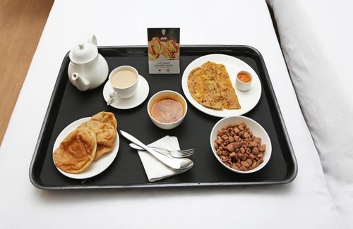 Hoshangabad Hotel | OYO 42068 Hotel Vinayak Palace