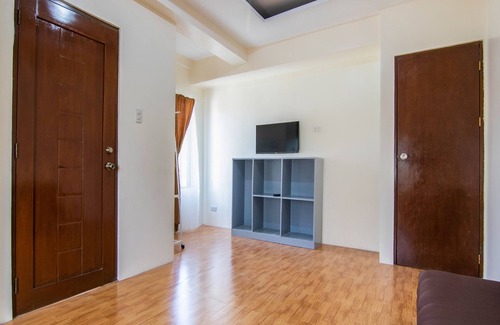 Pasay Hotel | OYO 431 Apollo 11 Apartelle