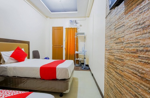Pasay Hotel | OYO 431 Apollo 11 Apartelle