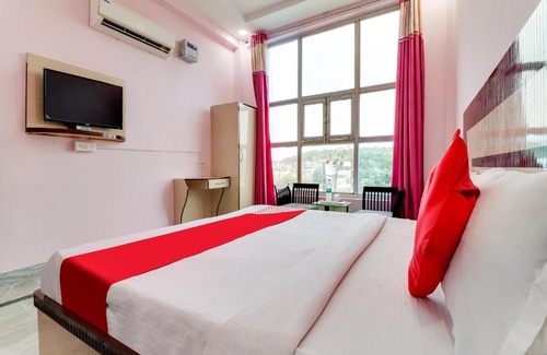 Mahoba Hotel | OYO 45093 Hotel Ambey Palace