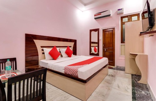 Mahoba Hotel | OYO 45093 Hotel Ambey Palace