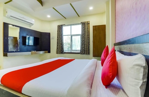 Mandsaur Hotel | OYO 47687 Bhagat Residency
