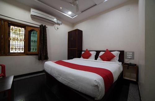 Allagadda Hotel | OYO 48955 Sri Mahalakshmi Residency