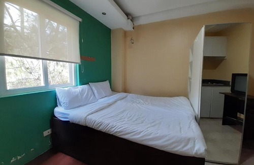 Baguio Hotel | OYO 586 North Cambridge - Harvard