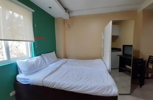 Baguio Hotel | OYO 586 North Cambridge - Harvard