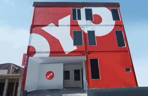 West Semarang Hotel | OYO 682 Ceria Homestay Syariah