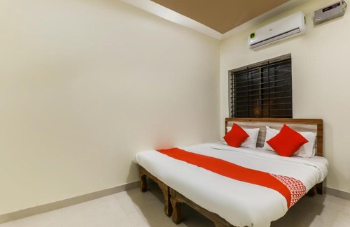 Vijayapura Hotel | OYO 69494 New Select Lodge