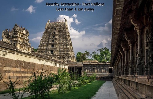 Vellore Hotel | OYO 71024 Svs Mahal