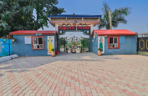 Sundar Dulari Hotel | OYO 736 Gokulam Resort Pvt. Ltd.