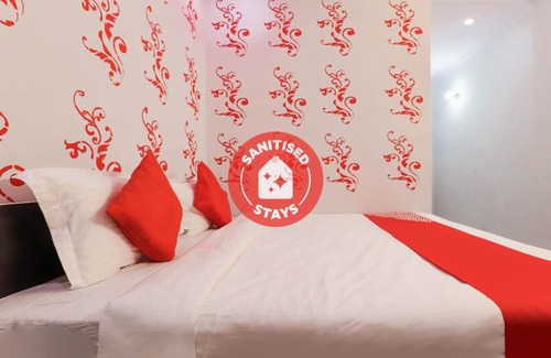 Dwarka Hotel | OYO 75200 Lisa Inn