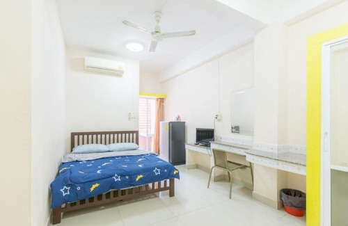 Wang Thonglang Hotel | OYO 75405 Ladda Place