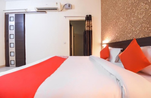 Ludhiana Hotel | OYO 76193 Hotel A Star
