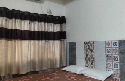 Neral Hotel | OYO 81152 Hotel Tanvi