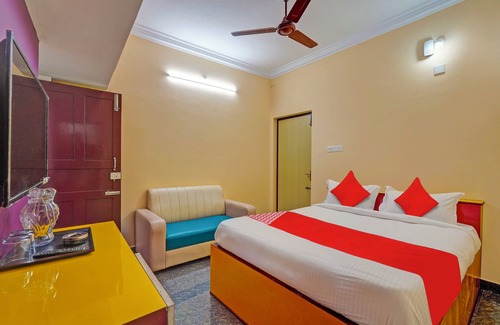 Auroville Hotel | OYO 822990 DHANAS BEST AMBIENCE