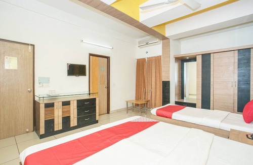 JP Nagar Hotel | OYO 8501 Abhimaani Comforts