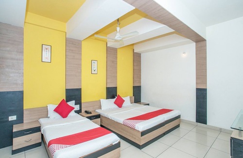 JP Nagar Hotel | OYO 8501 Abhimaani Comforts
