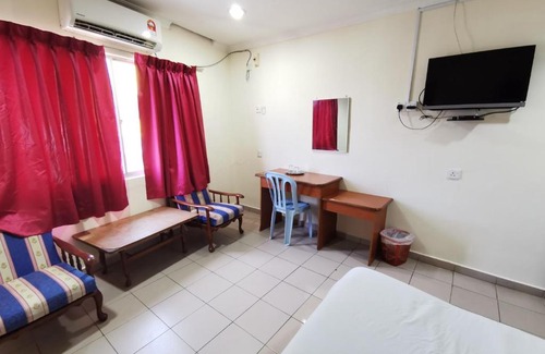 Dungun Hotel | OYO 89817 Hotel Sura