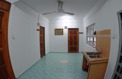 Kampung Sura Masjid Hotel | OYO 90116 Fbs Inn Hotel