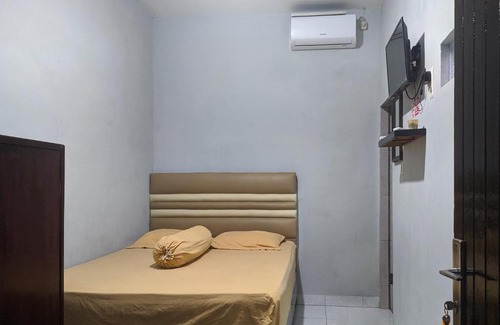 Medan Hotel | OYO 90119 Dorowati Guesthouse Syariah