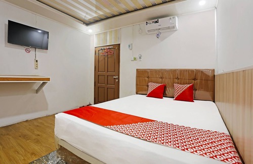 Samarinda Hotel | OYO 90136 Hotel Bone Indah
