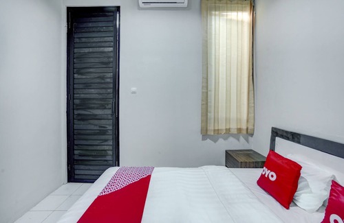 Sedati Hotel | OYO 90154 Anugrah Rr Syariah