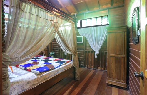 Alor Gajah House | OYO 90256 Rb Beach Homestay