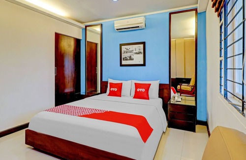 Malabar Hotel | OYO 90278 Hotel Sepuluh Buah Batu
