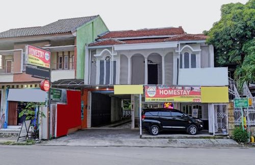 Cirebon Hotel | OYO 90289 Lestari Syariah Homestay