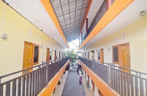 Manado Hotel | OYO 90463 A2b Guesthouse
