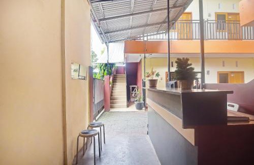 Manado Hotel | OYO 90463 A2b Guesthouse