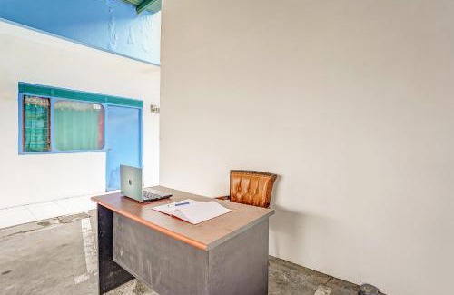 Sidoarjo Hotel | OYO 90523 Homestay Jenggolo