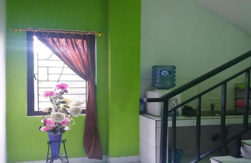 Karawang Hotel | OYO 90706 Kost Alam Jaya Syariah