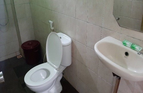 Selemadeg Hotel | OYO 90714 Umah Pande Tabanan Near Tanah Lot