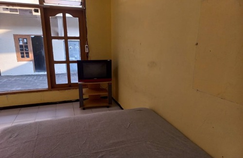 Tretes Hotel | OYO 90757 Am'key Villa Tretes 1