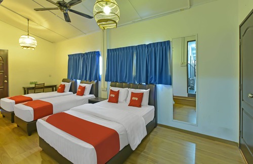 Malacca City Hotel | OYO 90763 Chalet Teratak Tuan Muda