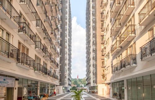 Cipaganti Hotel | OYO 90769 Sharie Property