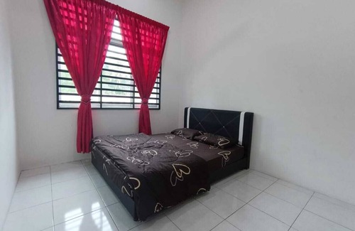 Gubeng Hotel | OYO 90782 Juwingan Syariah 3