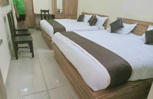 Kharsali Hotel | OYO 90802 Hotel Kailasha