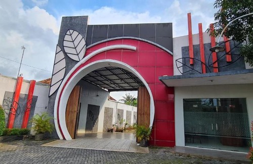Klaten Hotel | OYO 90831 Hotel Gardenia Prambanan