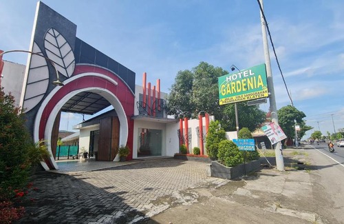 Klaten Hotel | OYO 90831 Hotel Gardenia Prambanan