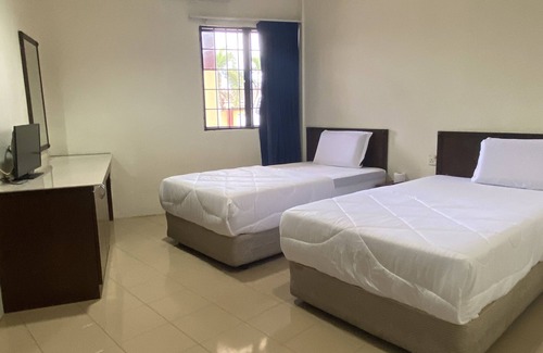 Kampung Pedah Hotel | OYO 90896 Gold Hill Hotel