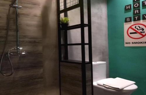 Klebang Besar Hotel | OYO 90899 Tube Hotel Melaka