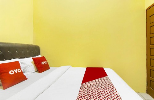 Padang Hotel | OYO 90900 Pagi Sore Residence